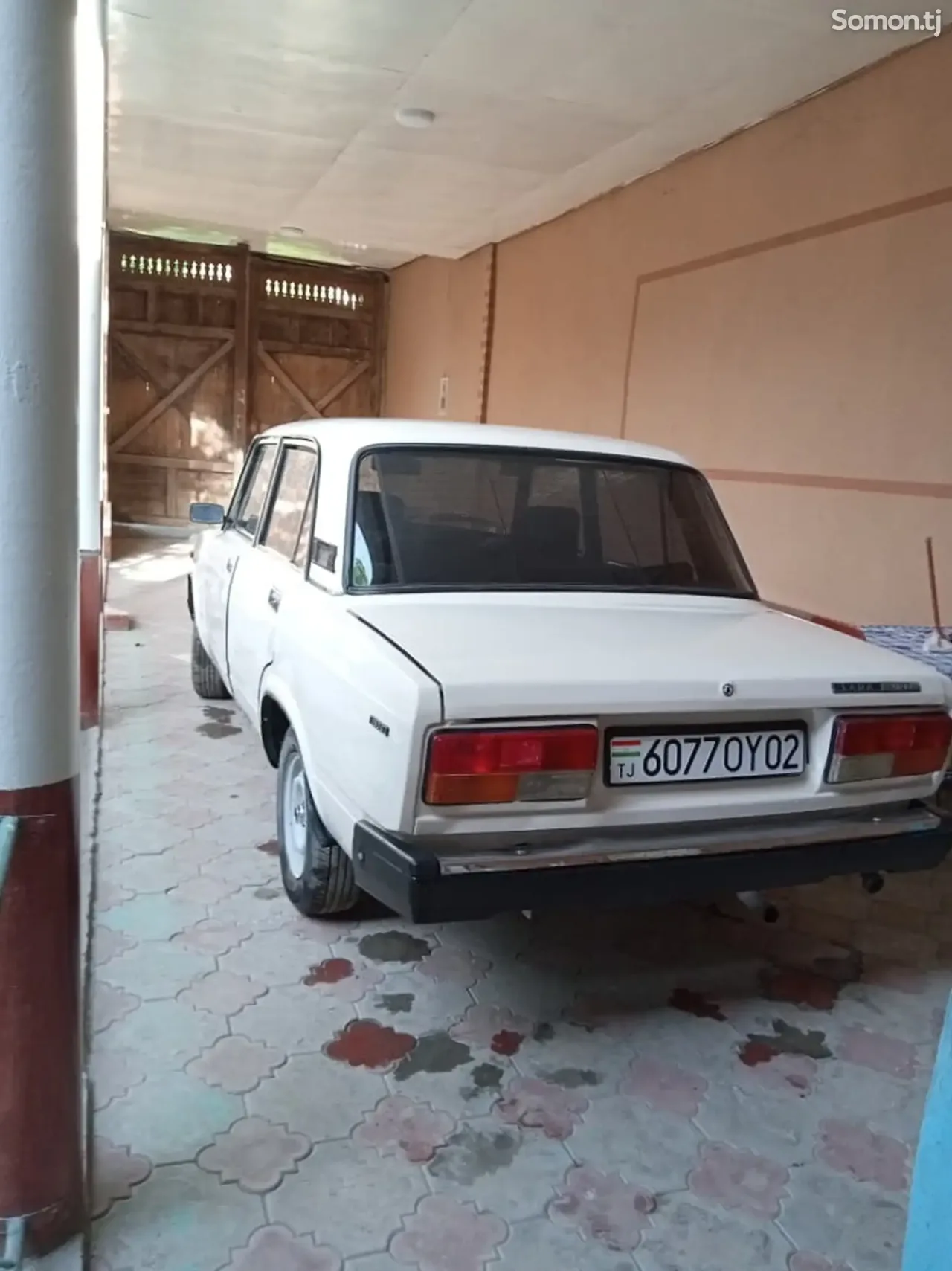 Lada (ВАЗ) 2107 1999 · 0.6 MT