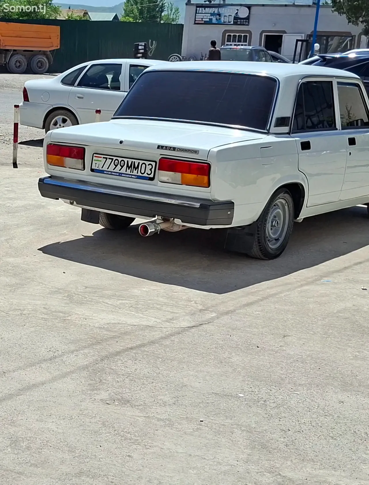Lada (ВАЗ) 2107 2008 · 1.7 MT