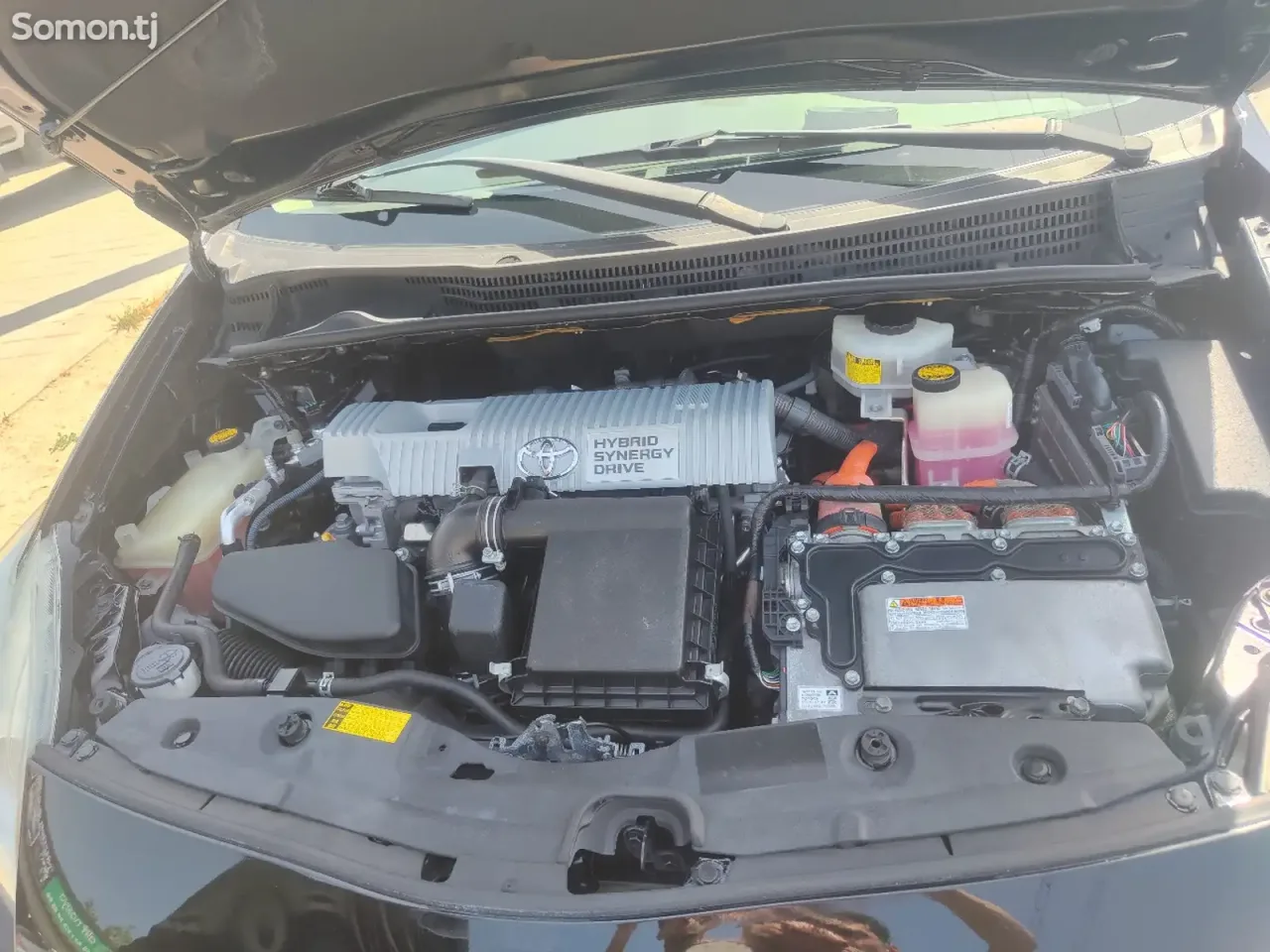 Toyota Prius 2011 · 1.8 AT