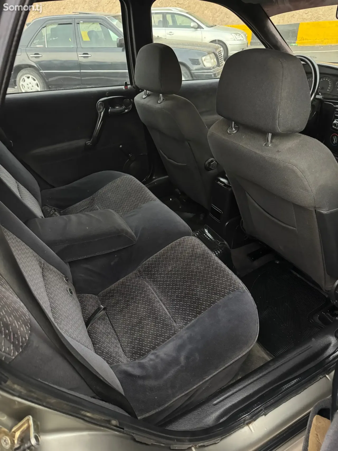 Opel Vectra B 1997 · 1.6 MT
