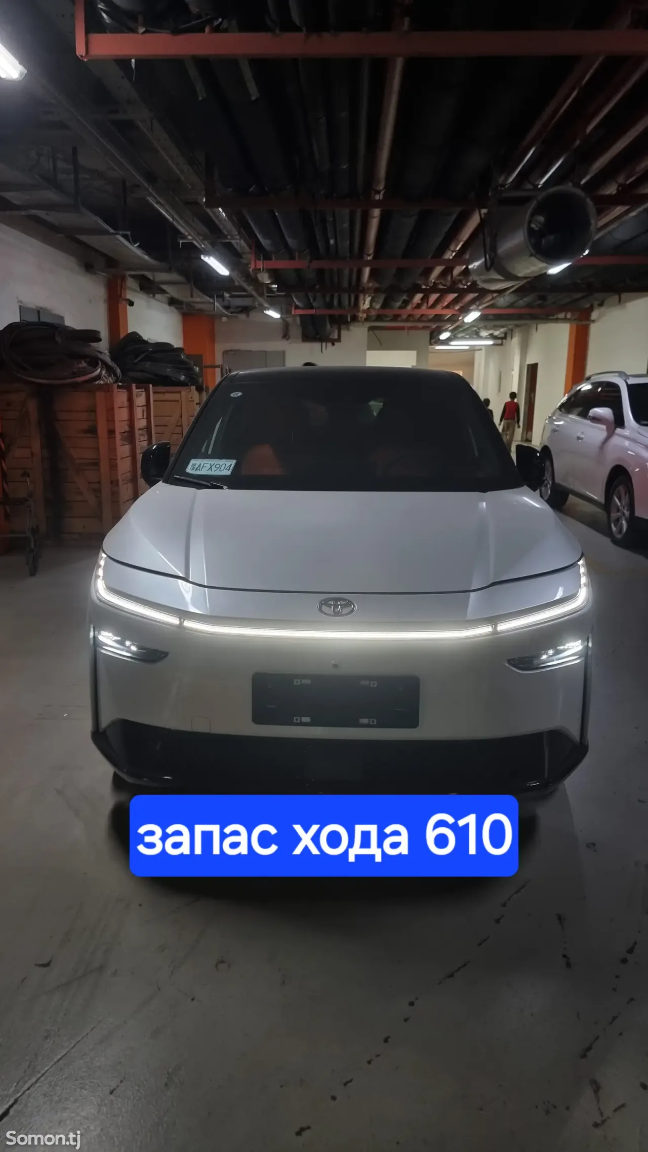 Toyota bZ3 2025 · AT