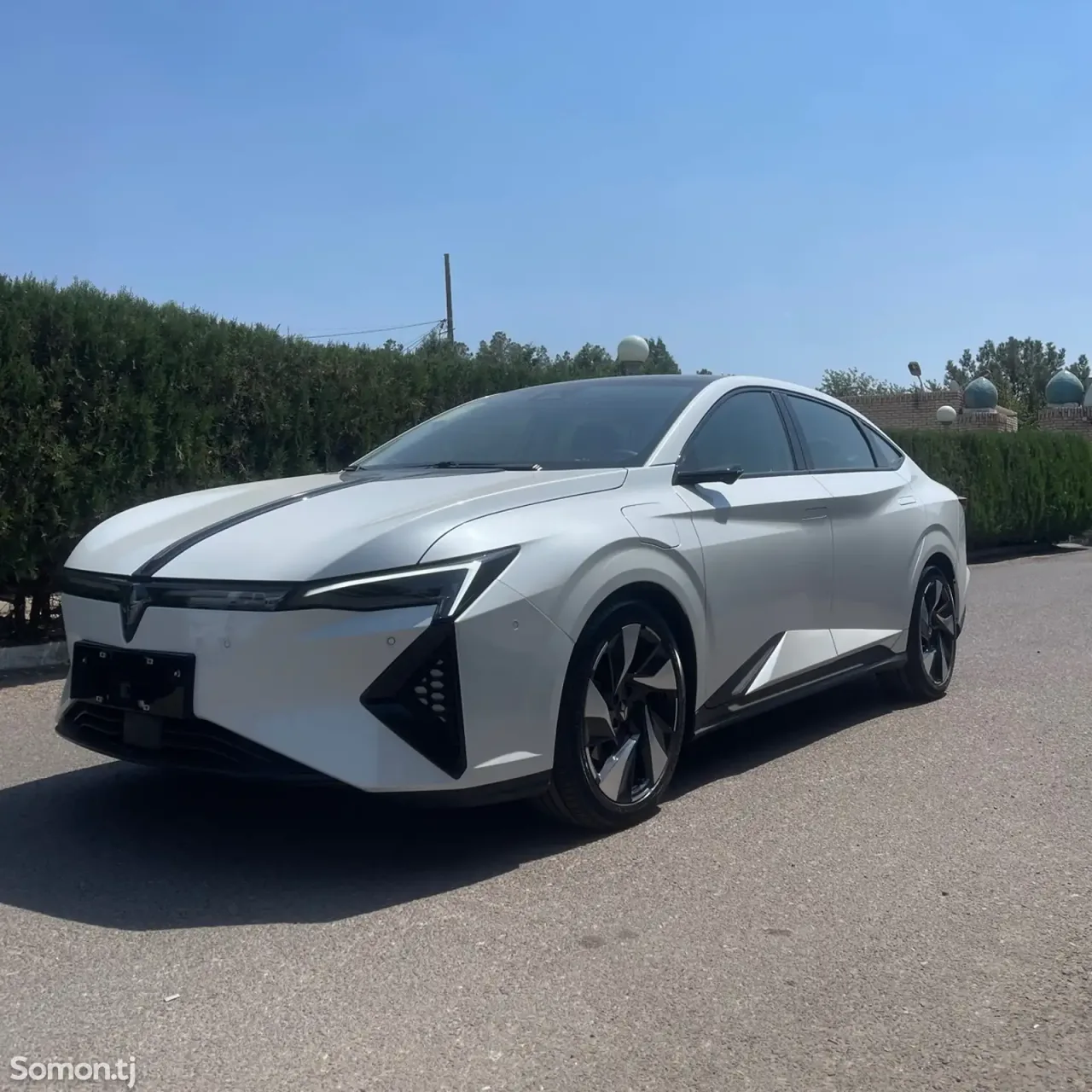 Dongfeng L7 2025 · AT