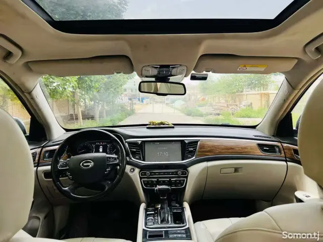 GAC Trumpchi GS8 2017 · 2.0 AT