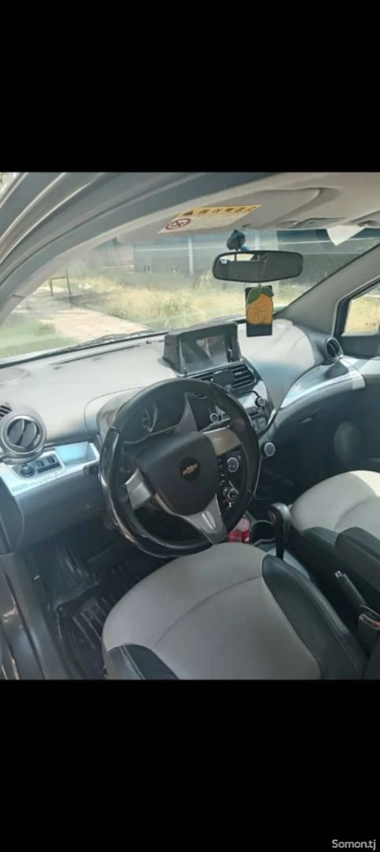 Chevrolet Spark 2015 · 1.2 AT