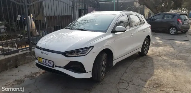 BYD E2 2024 · 1.8 AMT