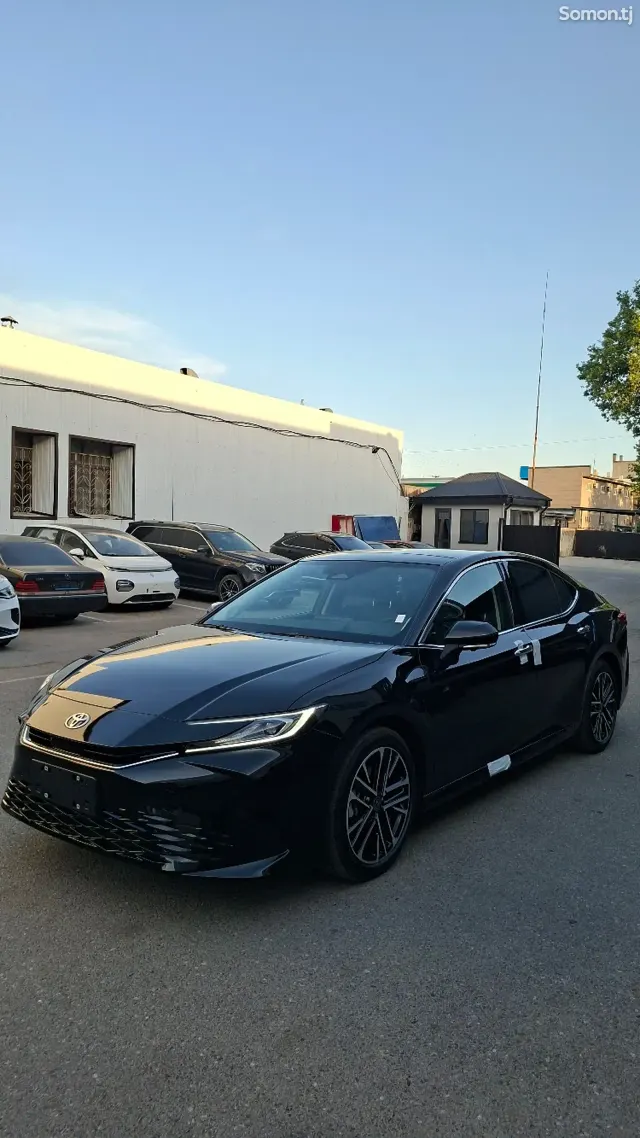 Toyota Camry 2026 · 2.5 AT