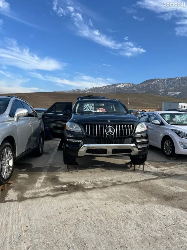 Mercedes-Benz ML class 2015 · 3.5 AT