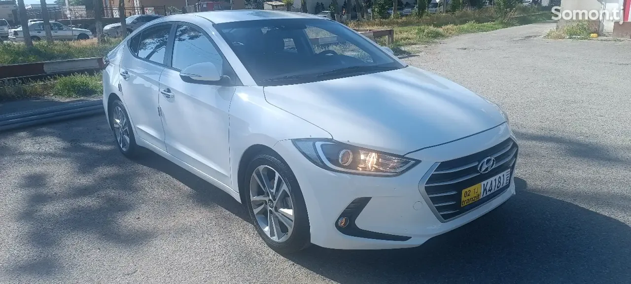 Hyundai Avante 2017 · 1.6 AT