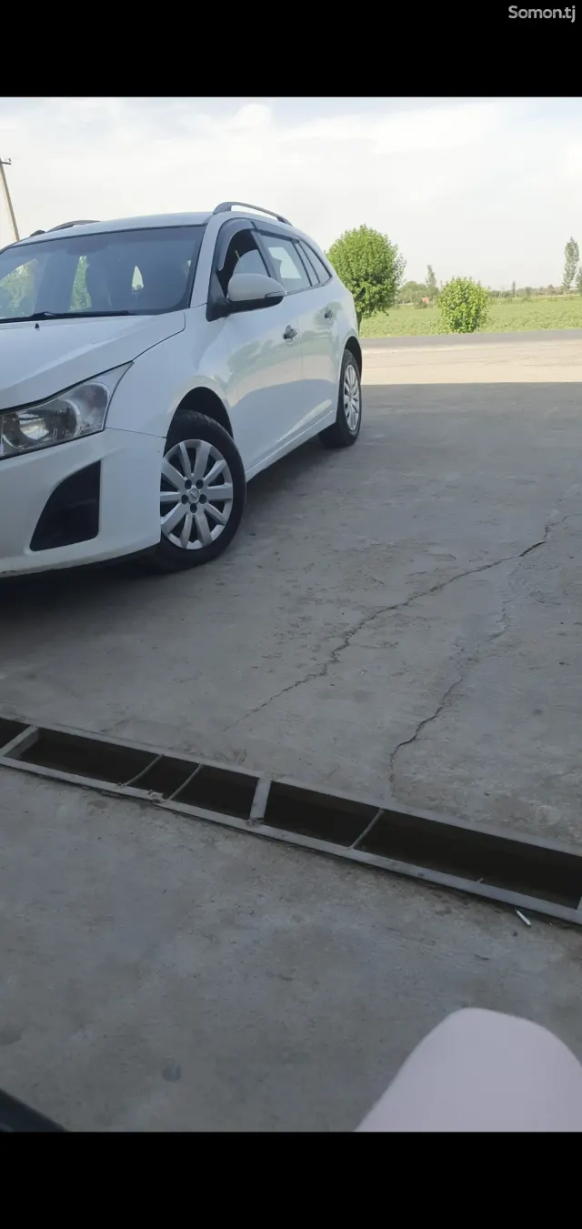 Chevrolet Cruze 2014 · 1.8 MT