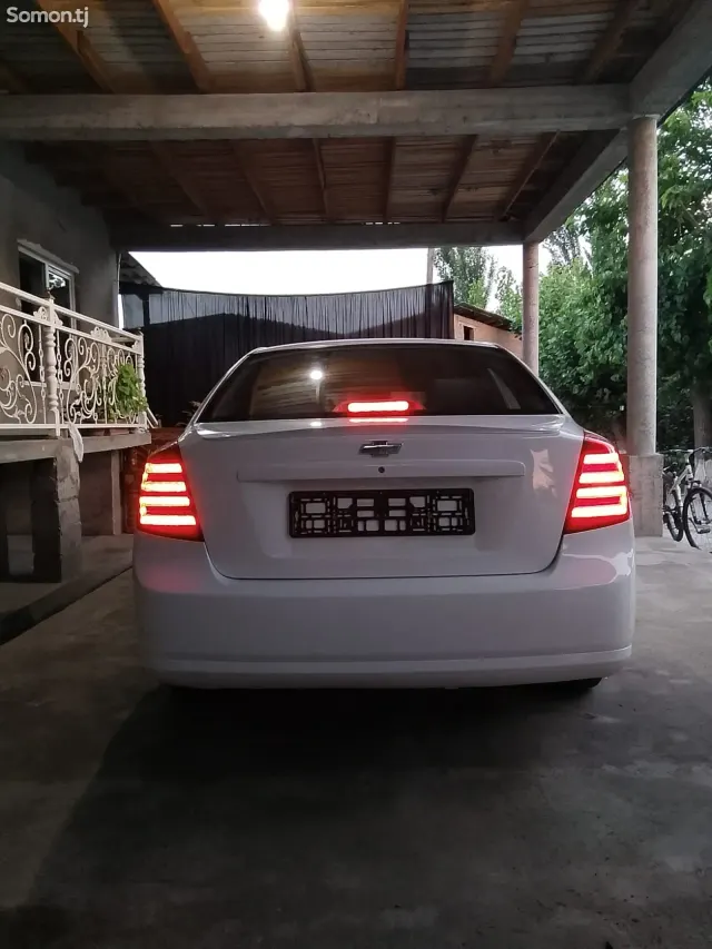 Daewoo Lacetti 2006 · 1.6 MT