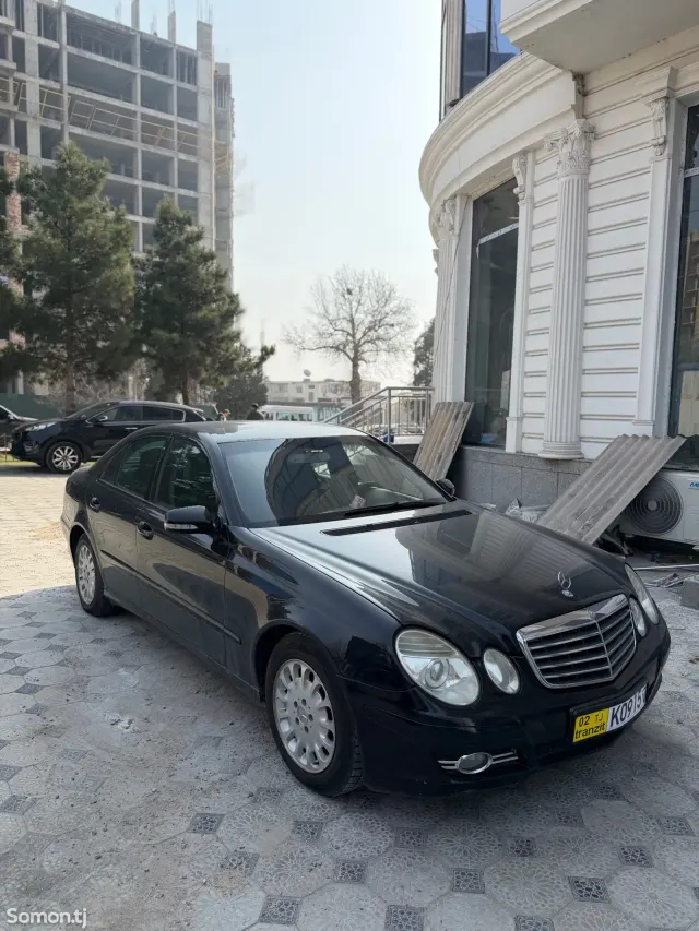 Mercedes-Benz E class 2007 · 2.7 AT