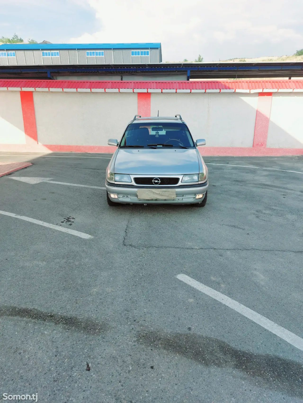 Opel Astra F 1994 · 1.6 MT