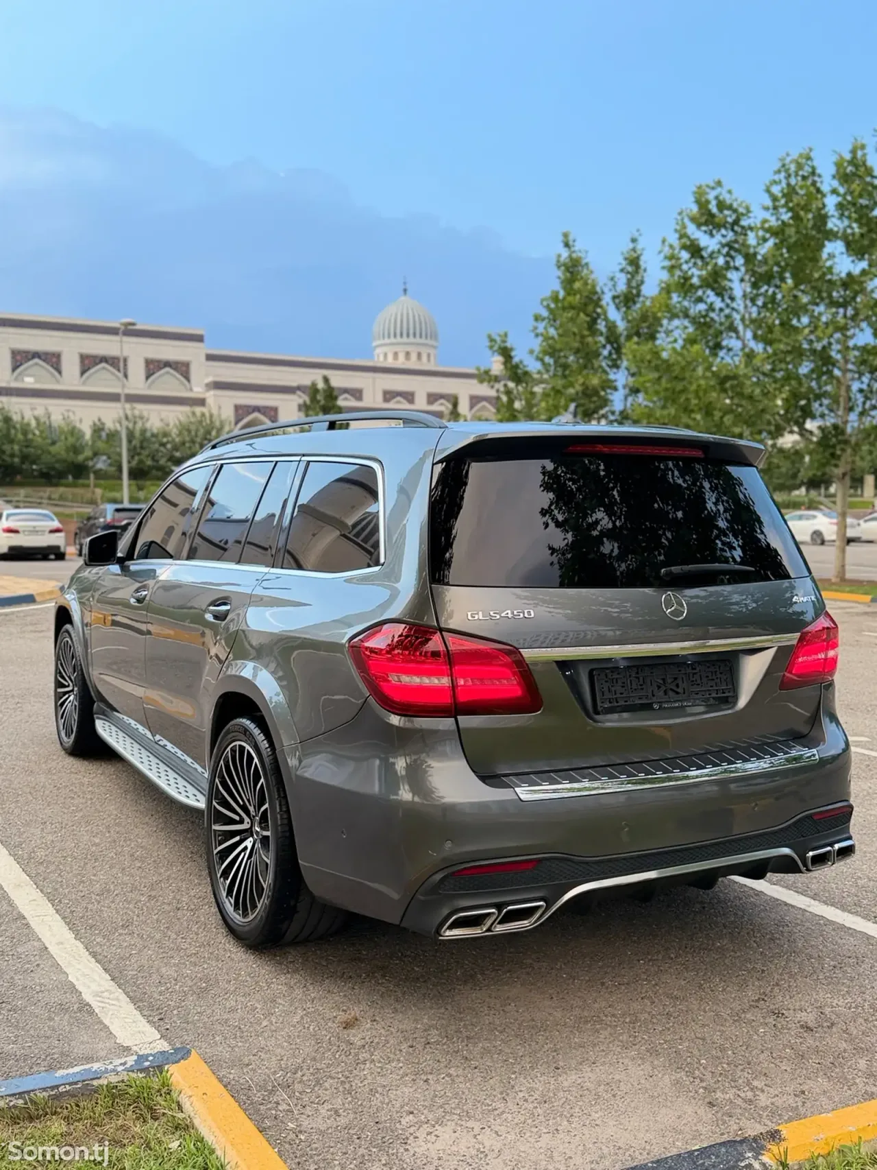 Mercedes-Benz GLS 2017 · 3.0 AT