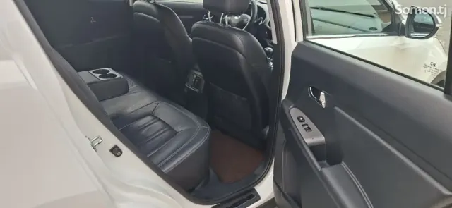 Kia Sportage 2015 · 2.0 AT