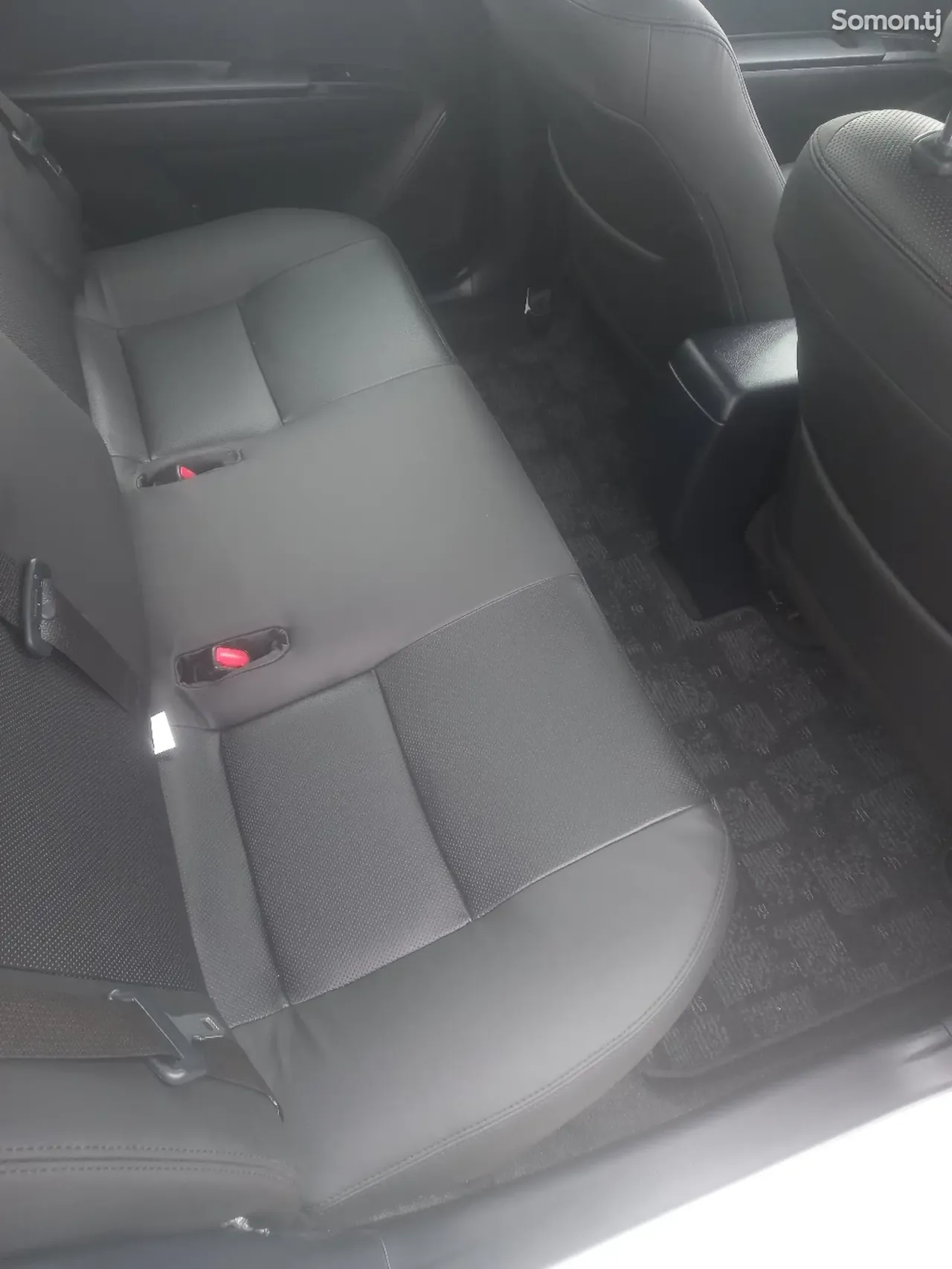 Toyota Axio 2015 · 1.5 MT