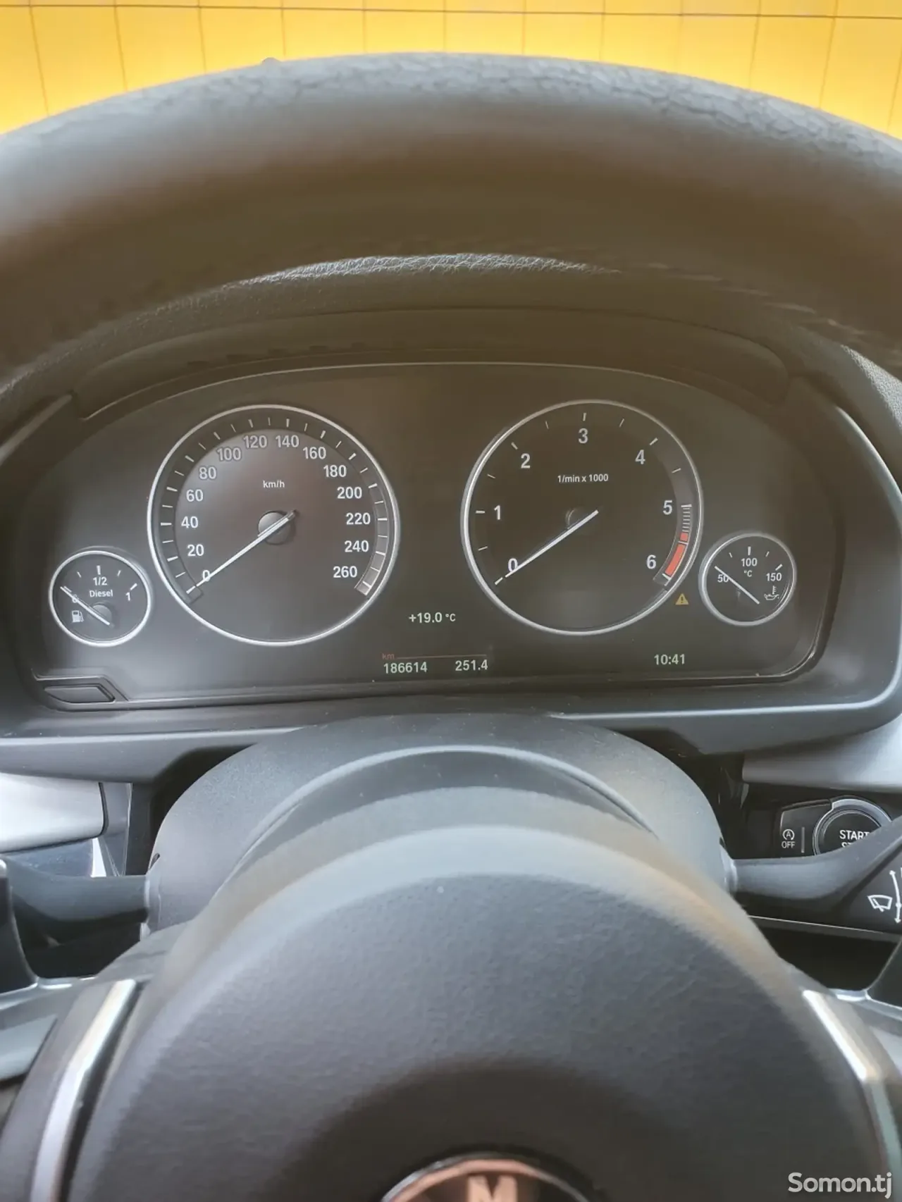 BMW X5 2016 · 3.0 AT