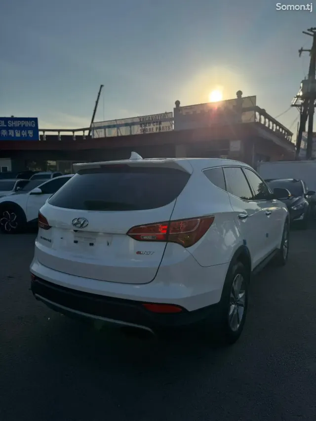 Hyundai Santa Fe 2015 · 2.0 AT