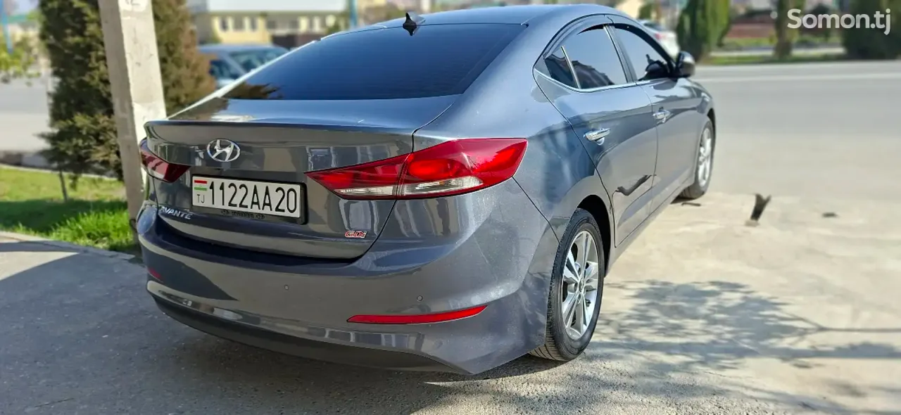 Hyundai Avante 2016 · 1.6 AT