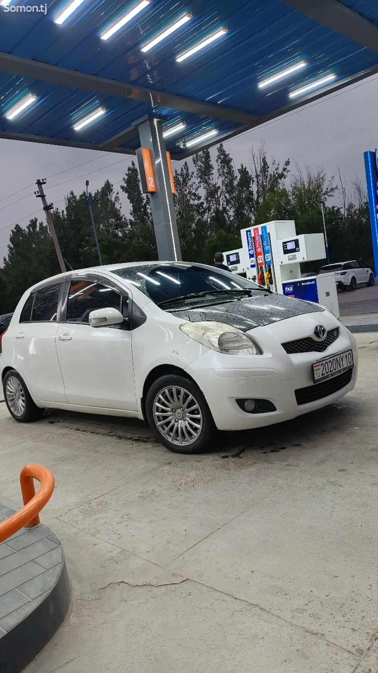 Toyota Vitz 2008 · 1.5 AT