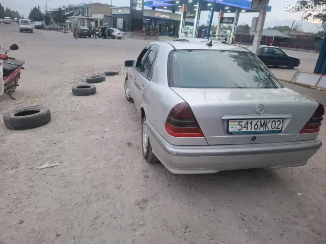 Mercedes-Benz C class 1999 · 1.8 MT