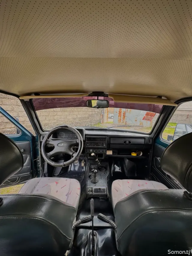 Lada (ВАЗ) Нива 2002 · 1.7 MT