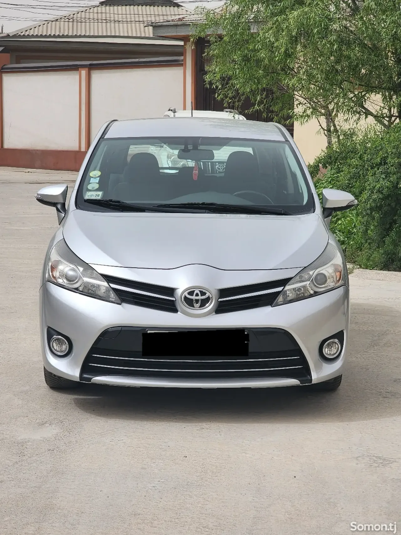 Toyota Corolla Verso 2015 · 1.6 MT