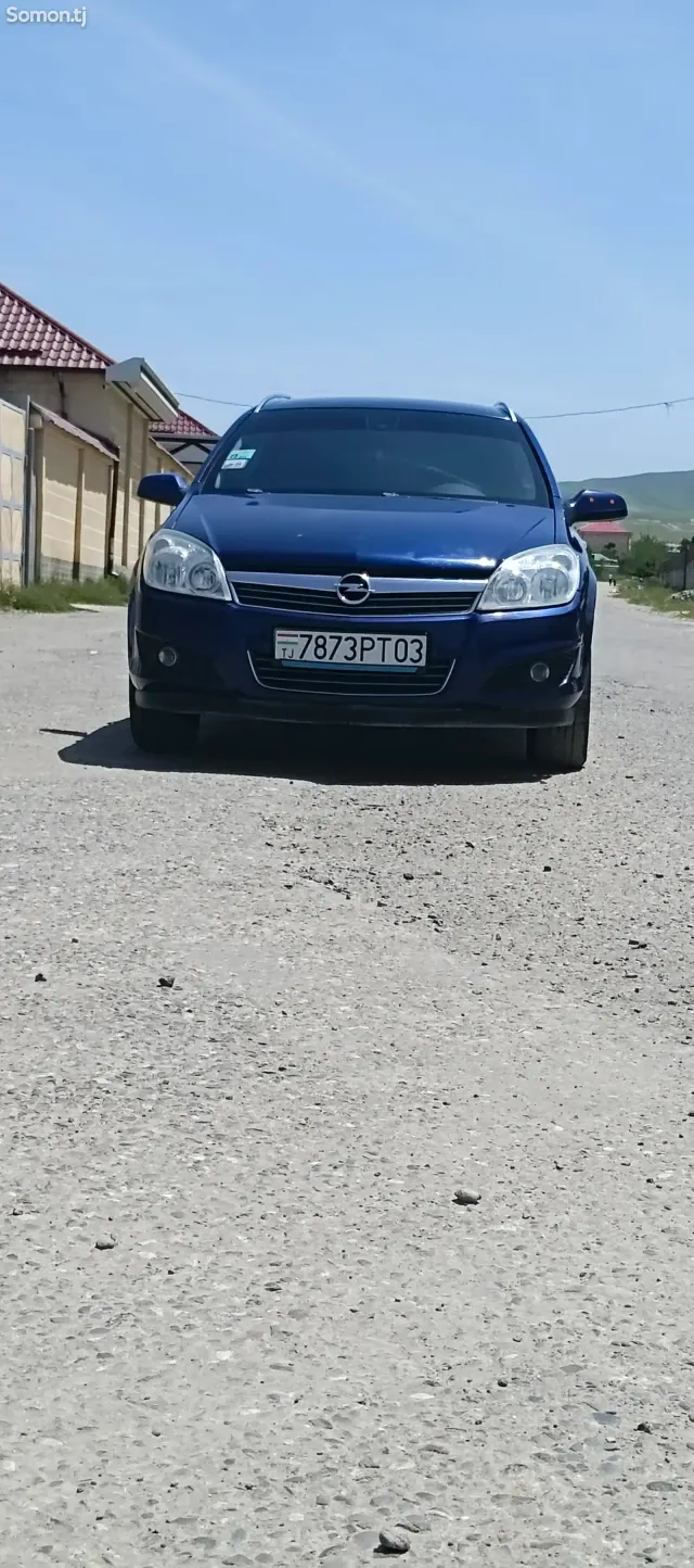 Opel Astra H 2007 · 1.8 MT