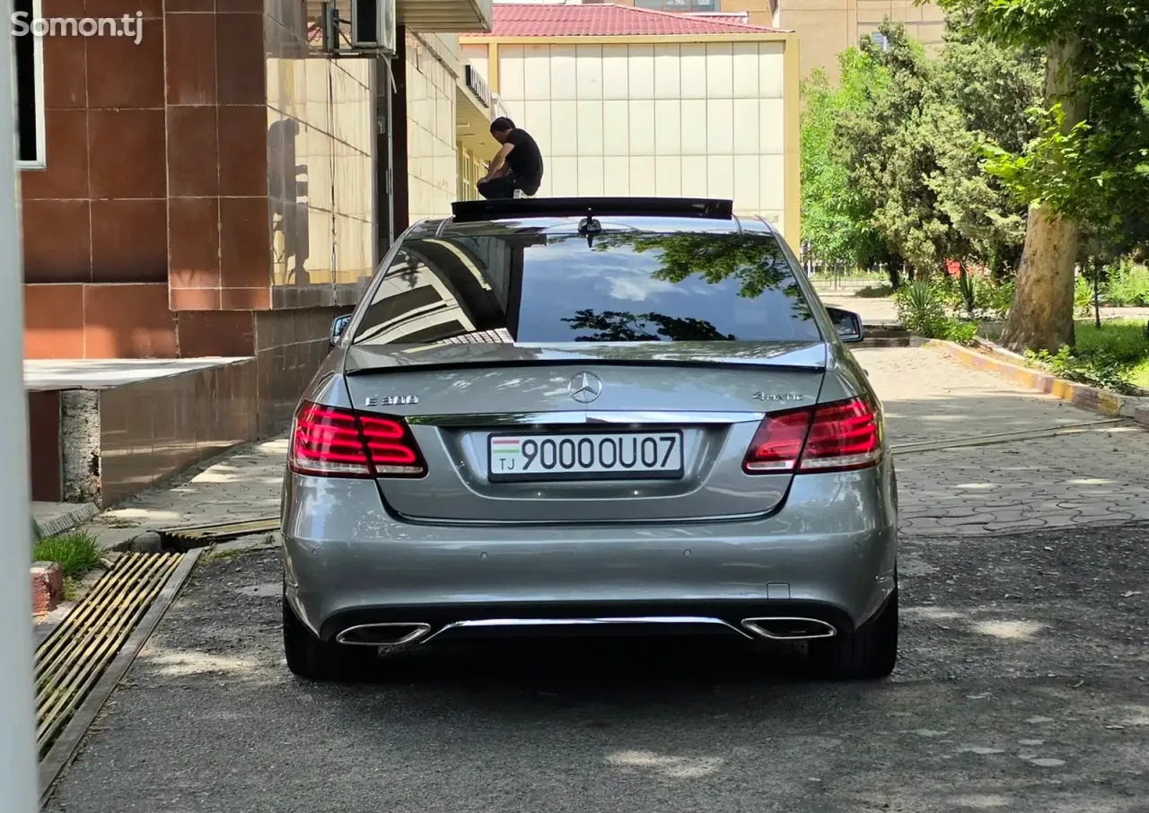 Mercedes-Benz E class 2014 · 3.0 AT