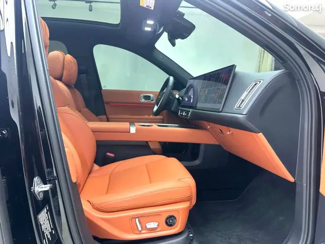 Li Auto (Lixiang) L6 2025 · AT