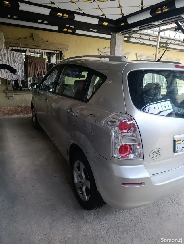 Toyota Verso 2008 · 1.8 MT