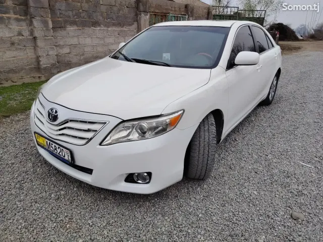 Toyota Camry 2009 · 2.4 AT