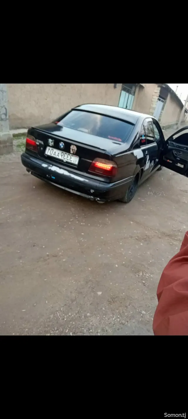 BMW 5 series 1996 · 2.0 MT