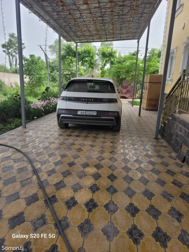 Hyundai IONIQ 2024 · AT