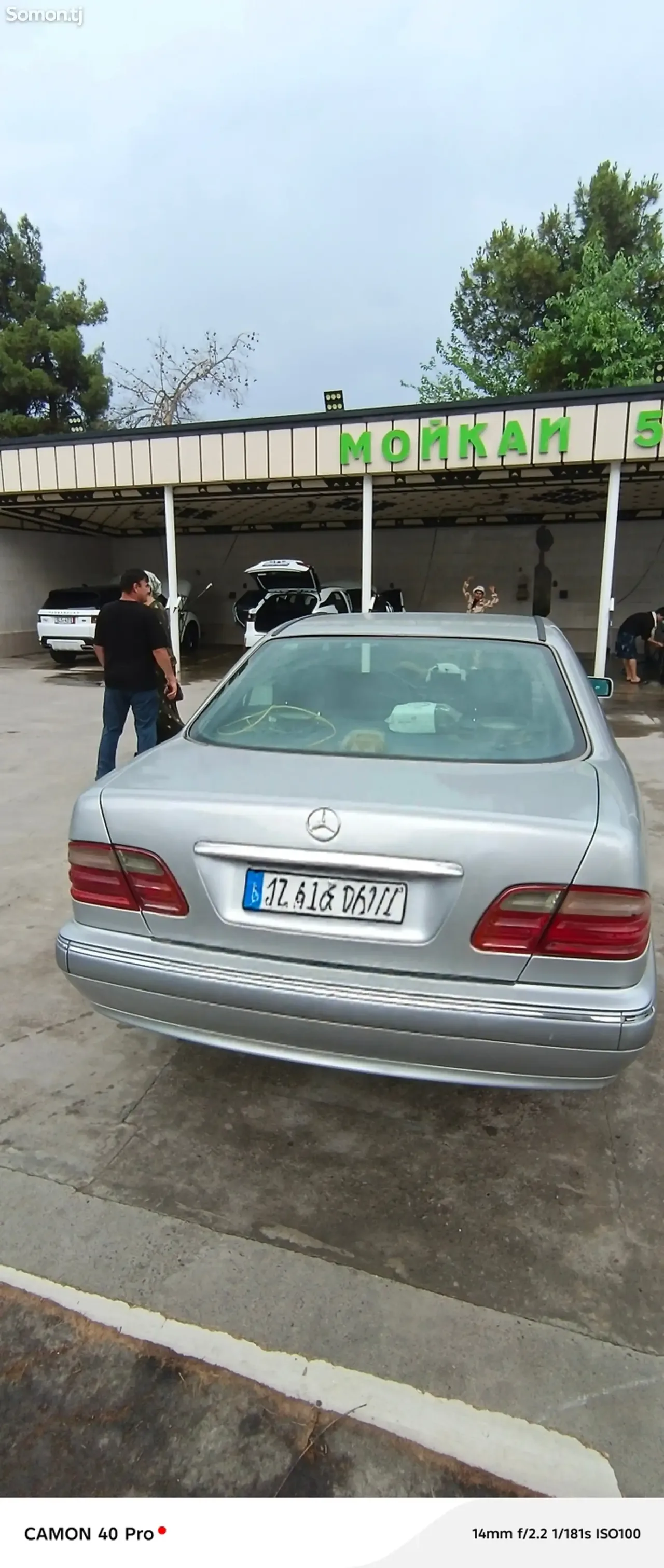 Mercedes-Benz E class 1996 · 2.0 MT