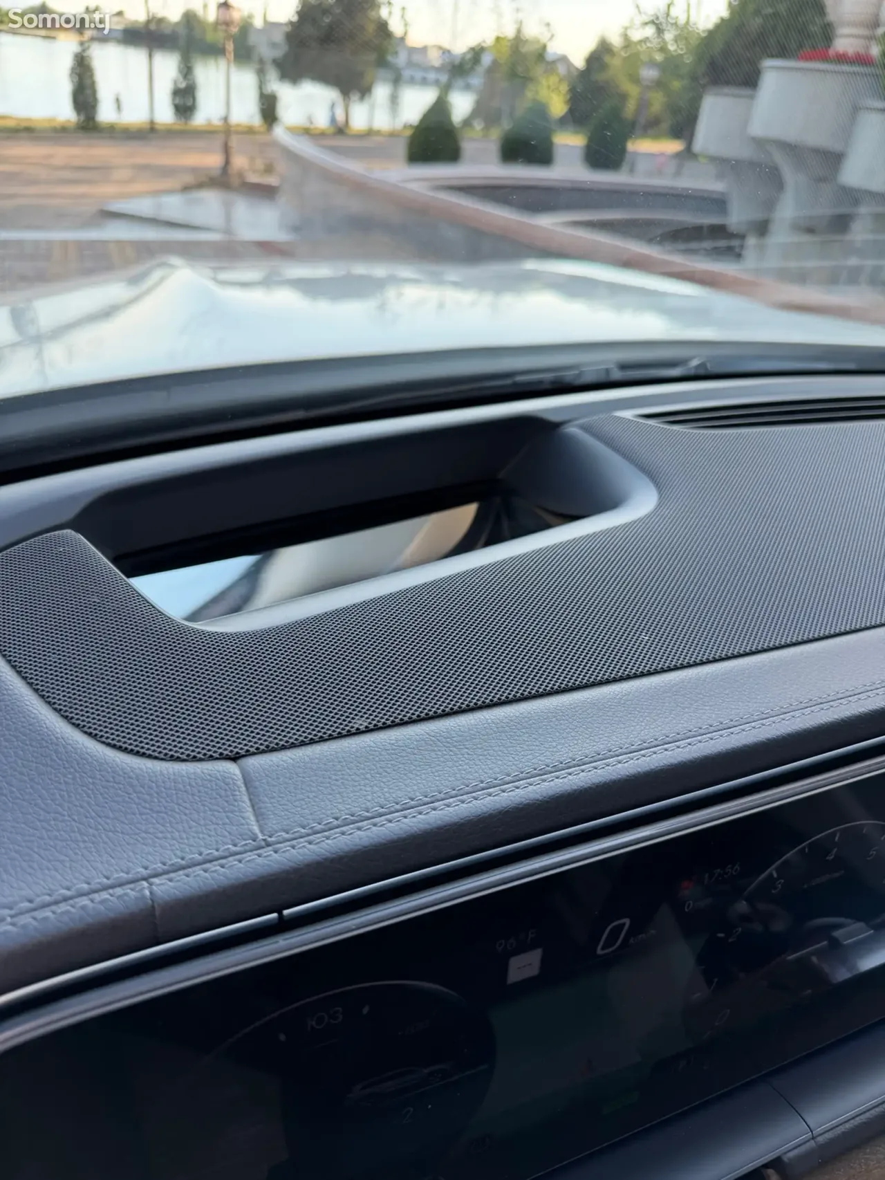 Mercedes-Benz GLS 2020 · 4.5 AT