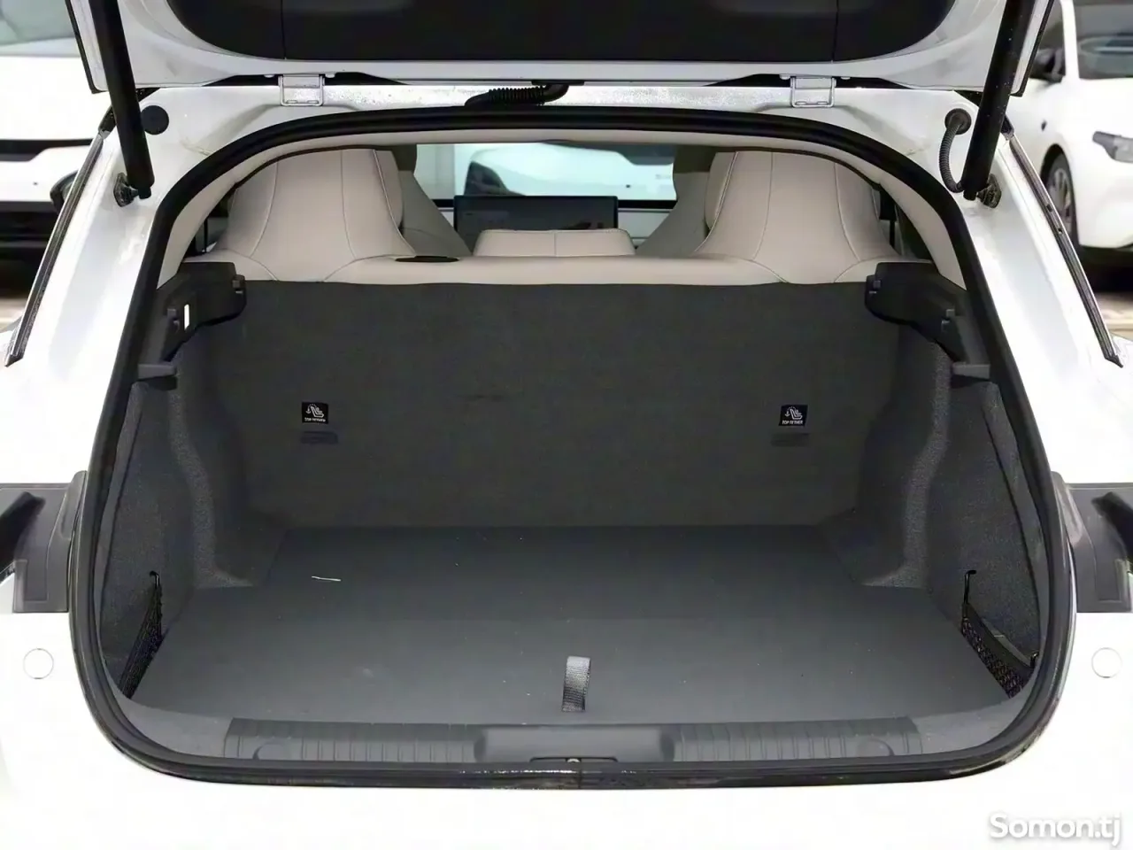 Dongfeng Forthing 2025 · AT