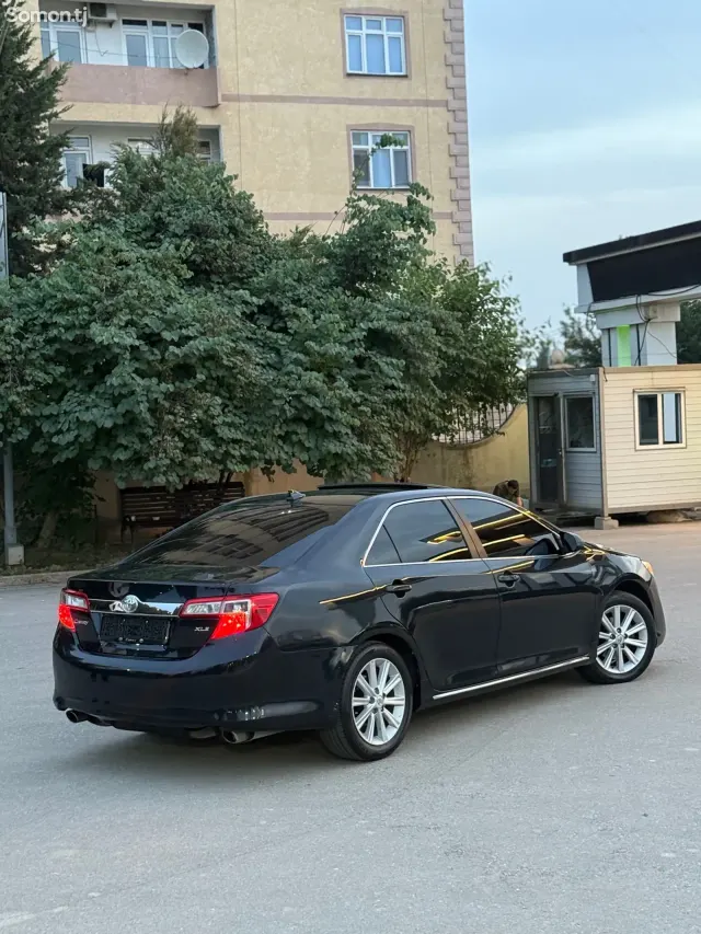 Toyota Camry 2012 · 3.5 AT