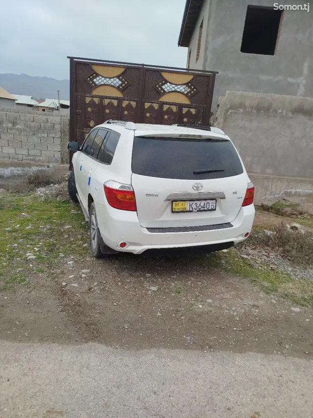 Toyota Highlander 2009 · 3.5 AT