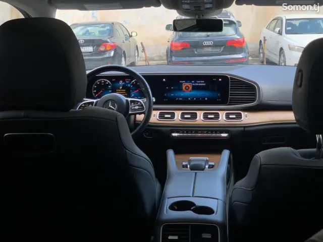 Mercedes-Benz GLS 2020 · 4.5 AT