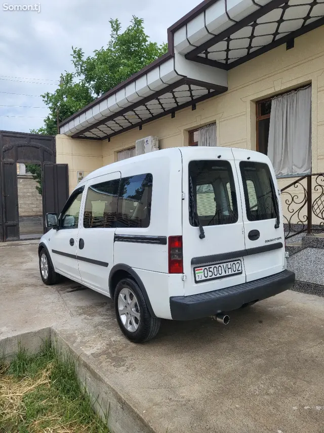 Opel Combo 2008 · 1.7 MT