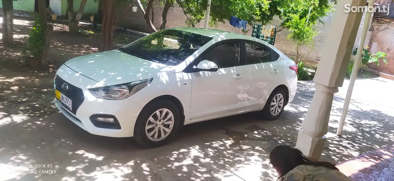 Hyundai Solaris 2018 · 1.6 AT