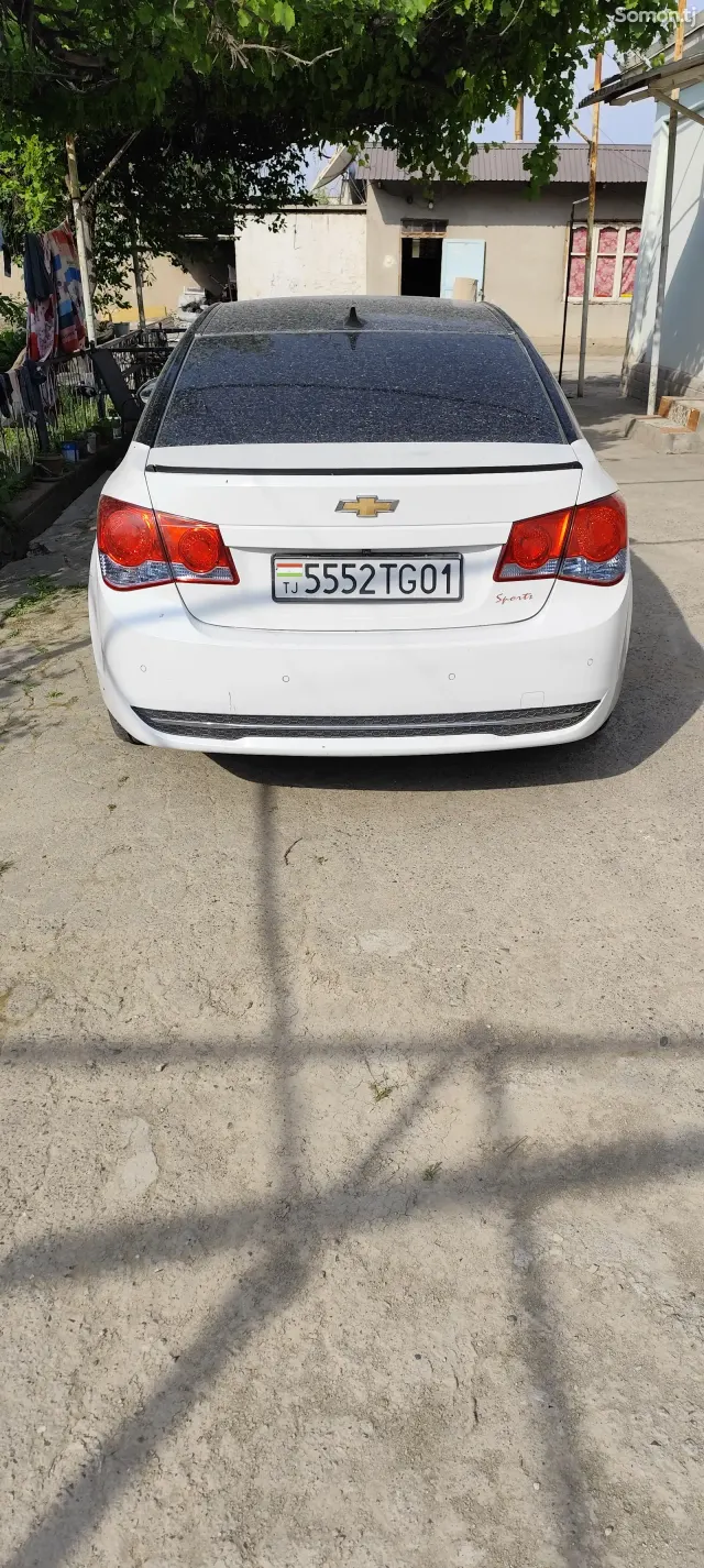 Chevrolet Cruze 2010 · 1.8 AT