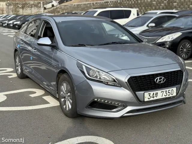 Hyundai Sonata 2016 · 2.0 AT