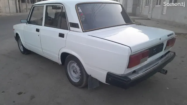 Lada (ВАЗ) 2107 2007 · 1.6 MT