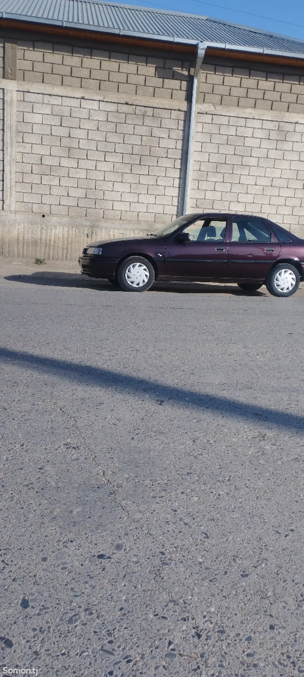 Opel Vectra A 1995 · 1.6 MT