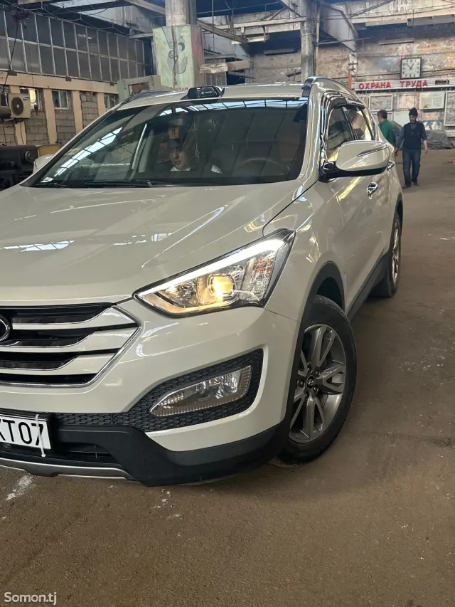 Hyundai Santa Fe 2014 · 2.0 AT