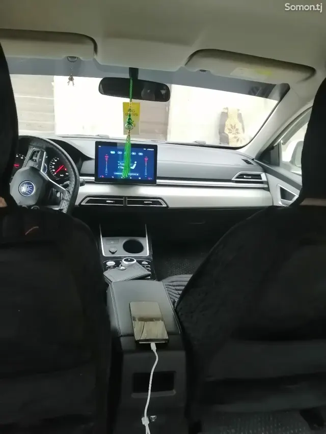 BYD Han EV 2023 · 2.0 AT