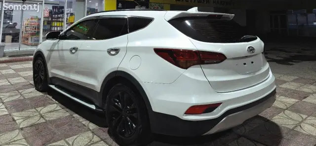 Hyundai Santa Fe 2015 · 2.0 AT