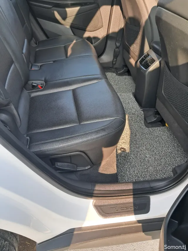 Hyundai Tucson 2017 · 2.0 AT