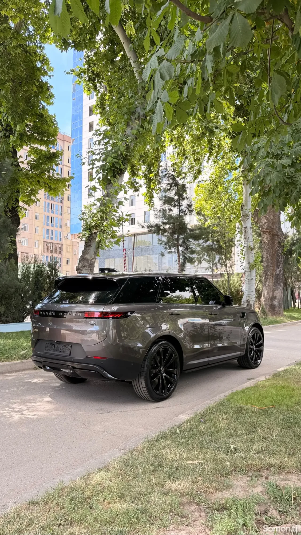 Land Rover Range Rover Sport 2023 · 3.0 AT
